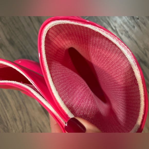 Girls’ Hot Pink Rain Boots - Picture 5 of 7